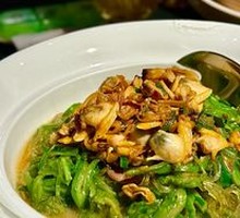 String Beans Stewed with Razor Clam Meat