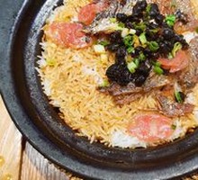 Braised Tofu and Eel in Clay Pot Rice