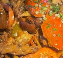 Family Feast Crab Pot