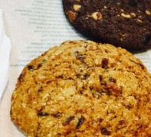 Oat Raisin Cookie