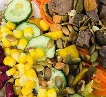 Black Pepper Beef Short Ribs and Job's Tears Hot Salad