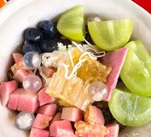 Sweet Storm Honeycomb Yogurt Bowl