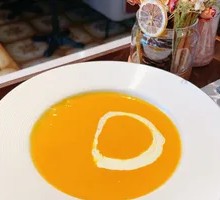 Walnut Pumpkin Soup