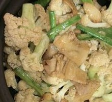 Braised Pork with Cauliflower