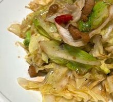 Stir-fried Napa Cabbage with Aromatic Heat