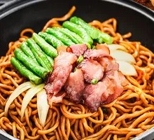 Preserved Meat and Green Bean Noodles