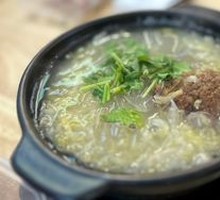 Sour Cabbage Meatball Hot Pot