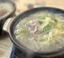 Sour Cabbage and Lamb Hot Pot