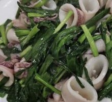 Leek and Paulownia Flower Stir-fry