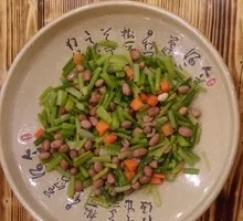 Stir-fried Celery with Peanuts