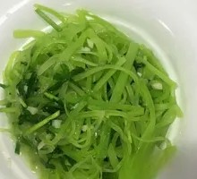 Minced Pork with Bitter Melon Strips