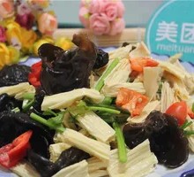 Fried Tofu Skin with Pork Over Rice