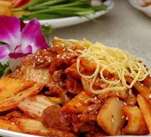 Spicy Kimchi Stir-fried Potato Slices
