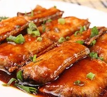 Braised Knife Fish in Red Sauce