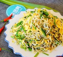 Stir-Fried Three Threads