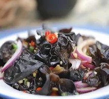 Onion and Wood Ear Mushroom