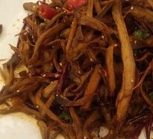 Dry-Fried Wood Ear Mushrooms