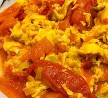 Scrambled Eggs with Tomatoes