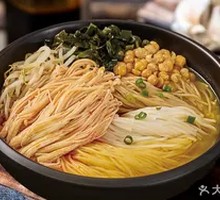 Enoki Mushroom Rice Noodles