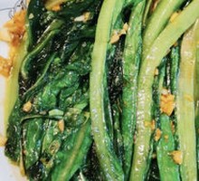 Garlic Stir-Fried Rapeseed Greens