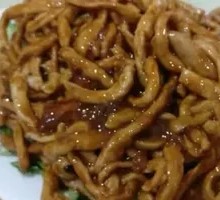 Beijing-style Shredded Pork in Soy Sauce