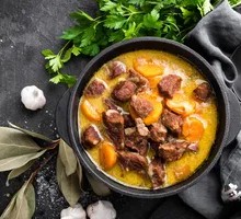 Crispy Pork in Earthen Pot