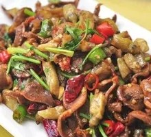 Spicy Stir-Fried Chicken Gizzards
