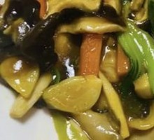 Braised Mushrooms and Wood Ear Fungus