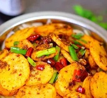 Spicy Potatoes in Dry Pot