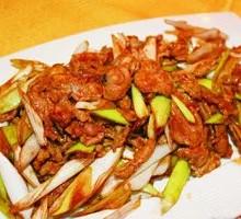 Scallion Stir-Fried Lamb