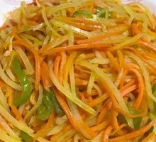 Sour Cabbage Stir-Fried Potato Strips