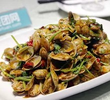 Spicy Stir-Fried Clams