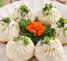 Pork Jiaozi with Crispy Bottom