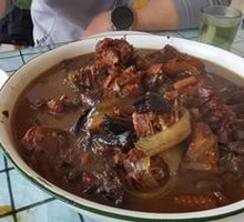 Braised Chicken with Mushrooms