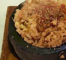 Stone Pot Bubble Fried Egg