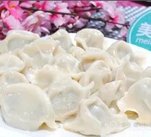 Sour Cabbage and Pork Dumplings