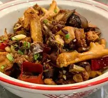 Dry-Braised Small Chicken