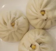 Corn and Pork Buns