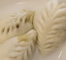 Braised Pork and Green Bean Dumplings