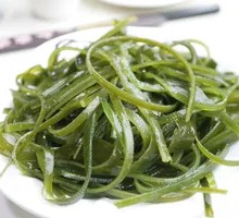 Thin seaweed strips