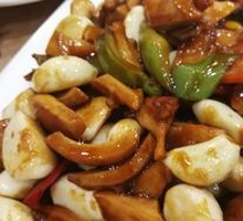 Pickled Garlic Stir-fried Heart Intestines