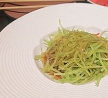 Oil and Vinegar Dressing Lettuce