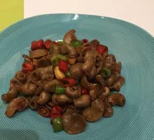 Stir-Fried Fish Maw with Green Chili