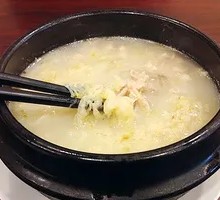 Sour Cabbage Pork Dumpling Noodle Pot