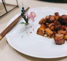 Beef Cubes with King Oyster Mushroom