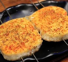Grilled Steamed Bun Slices