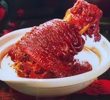 Black-skinned Pork Elbow