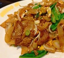Dry-Fried Beef Rice Noodles