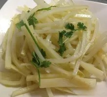 Scallion Sautéed Winter Bamboo Shoots
