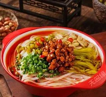 Signature Minced Pork Cold Noodles
